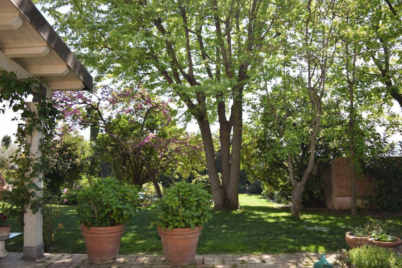 B&B Villa Fioreconero Montacuto Kültér fotó