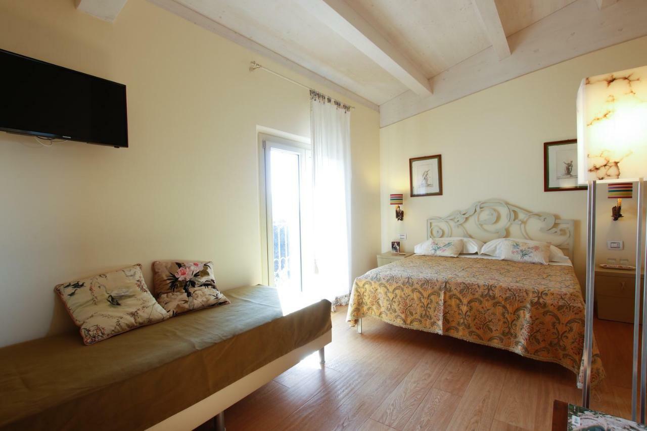 B&B Villa Fioreconero Montacuto Kültér fotó